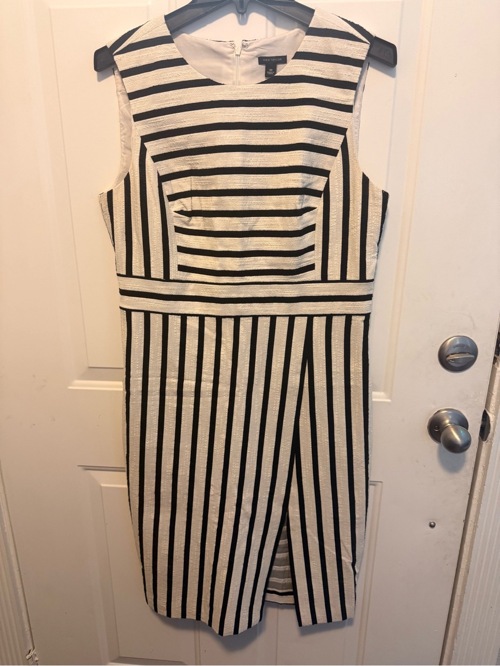 Ann Taylor Black & White Striped Sheath Dress